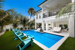 Boundless Waves - Anna Maria - 0