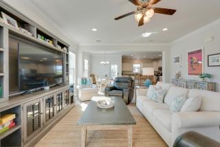 Steps to Shore Windmark Beach Retreat with Balcony! - Highland View - 9
