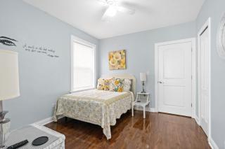 420 Long term 2 BR Laundry Private Parking - Chicago - 8