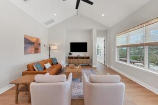 House at Sunset Valley - Canyon Lake - 2