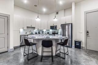 Elegant 2 BD 2 BA Retreat Ideal for Comfort Style - Fort Worth - 9