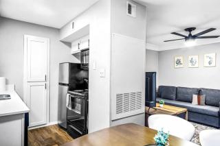 Elegant 1BR Haven - 10 Min to Downtown Austin - Austin - 4