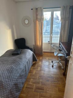Mysigt rum i stor modern villa med alla bekvämligheter, Room4 - Täby - 9