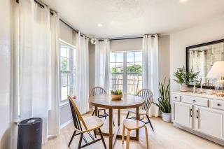 Bright & Luxury Entire House in Peaceful Neighborhood - Leander - 2