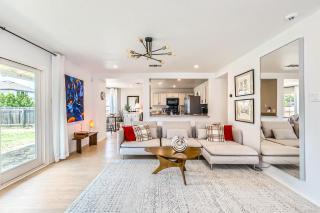 Bright & Luxury Entire House in Peaceful Neighborhood - Leander - 9