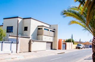Casa Rosa - Windhoek - 0
