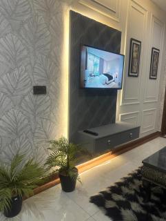 Spacious luxury Apartment 2 Bed 2 Room - Karachi - 7
