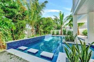 Coming In Hot - Holmes Beach - 8