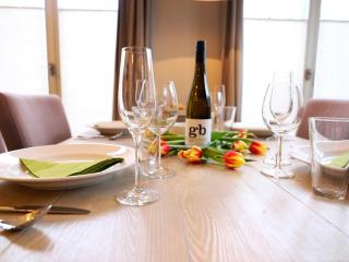 Ferienhaus mit neuen und sehr hochwertigen Appartements in zentraler Lage in Westerland - Westerland - 3