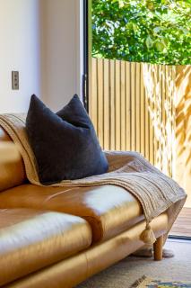 Walk to Canterbury Uni, Has Own Private Car Park - 6