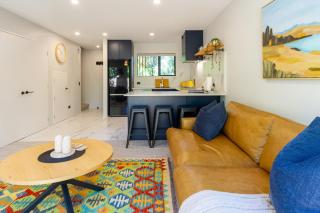 Walk to Canterbury Uni, Has Own Private Car Park - Christchurch - 7