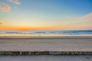 Beachside 4 - 6