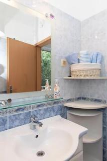 Apartment Blue - Igrane - 3