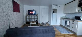 Charming 1BDR Serviced Condo! 4 guests Pool n Free parking - Londres - 8