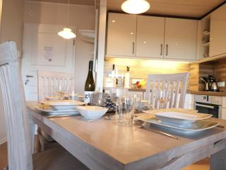 Schönes neues hochwertig renoviertes 2-Zimmer Appartement in der 4. Etage. - Westerland - 1