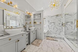 Urban Oasis in Plano 5BD & Heated Pool - Plano - 7