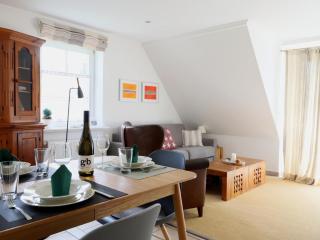 Neuerbautes Haus im Friesenstil. Moderne 2-Zimmer-Appartements mit Balkon für bis zu 4 Personen - Wenningstedt - 3