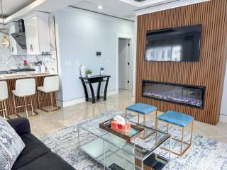 Renovated 3b, 2ba, Skyline View, Laundry, Cen Air - Boston - 9