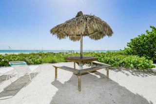 Coconuts Beachfront #107 - Holmes Beach - 8