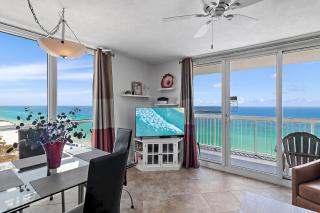 Biggest 2 bedroom corner unit, 16th flr Beachfront at Pelican - Destin - 5