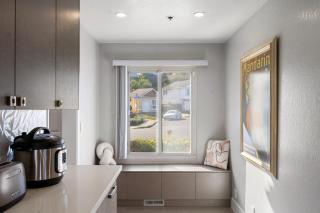 Serene Home on the Hill with amazing view! near SF - 1