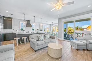 Hidden Treasure - Bradenton Beach - 6