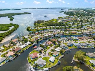 Coral Shores - Bradenton - 8