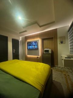 Camp David Cozy Studio Wuse 1 with 24hrs Power - 7