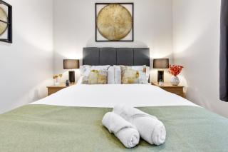 Stunning 1-Bed Flat-Ideal for Work Trips, Romantic Getaways & Family Breaks- SLEEPS 4-Great Long Stay Rates! Parking Available! Book Instantly! Same day check-in! - Barnet - 4