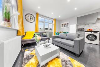 Stunning 1-Bed Flat-Ideal for Work Trips, Romantic Getaways & Family Breaks- SLEEPS 4-Great Long Stay Rates! Parking Available! Book Instantly! Same day check-in! - Barnet - 8