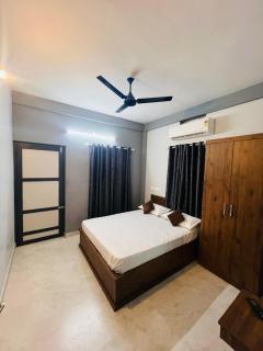 Castle Apartment - Ernakulam - 1