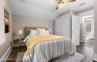 Riverside Craftsman with 3 beds and 3 baths, Pet friendly, Great neighborhood - 6