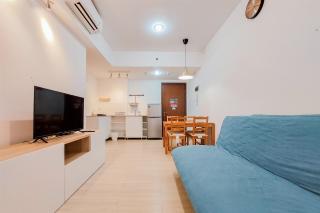 Elegant and Comfortable 2BR M-Town Signature Apartment By Travelio - 4