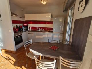 Studio avec coin-nuit, terrasse et parking privé près du centre de Sainte-Maxime, Golfe de Saint-Tropez - FR-1-780-60 - Sainte-Maxime - 3
