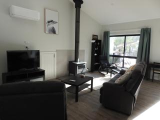 Halls Gap Cottages - Halls Gap - 1
