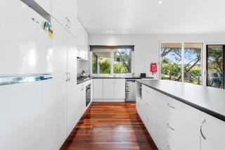 Menzies Backbeach Retreat by Ready Set Stay - 3