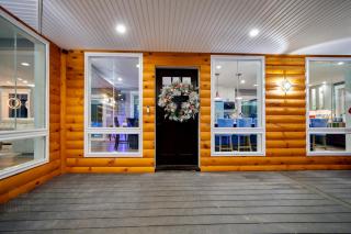 Aspen Noir Luxury Estate with Hot Tub Firepits - Greenwood - 5