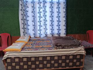 ROOP MOUNTAIN HOMESTAY No Parking - 5