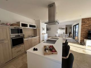 Villa moderne avec piscine privée, climatisée, proche centre Vallon Pont d'Arc - FR-1-382-216 - 5