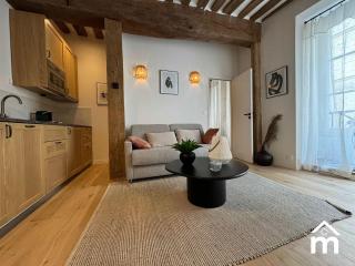 Saint Germain by Melvane - Paris - 8