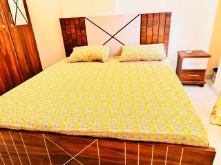 Cozy & Modern 2-Bedroom Apt - Karachi - 3