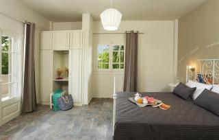 Malibu Summer Studios - Dassia - 7