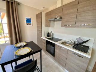 Appartement Central Climatisé au Lavandou - Proche Plage - FR-1-816-6 - Le Lavandou - 5