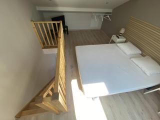 T2 Mezzanine au Lavandou, proche plage, climatisé - FR-1-816-8 - Le Lavandou - 2