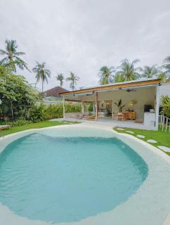 Gili Boho Villas - Aesthetic Private Pool Villas - 9
