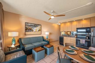 Kuleana Club #611 Oceanfront - 1 bedroom & 1 bathroom - Gated 2nd Fl - 6