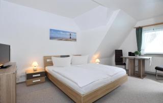 Geräumiges 2-Zimmer-Appartement für 4 Personen und schönem Gemeinschaftsgarten - Westerland - 3
