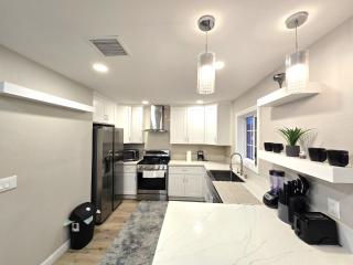 Exotic Home Escondido 3 Bedroom by sdstay - Escondido - 8