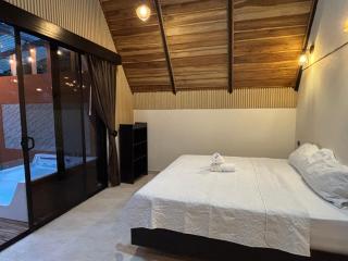 River Paradise Chalet with Private Jacuzzi - Fortuna - 2