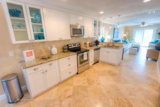 Pineapple Key - Holmes Beach - 1